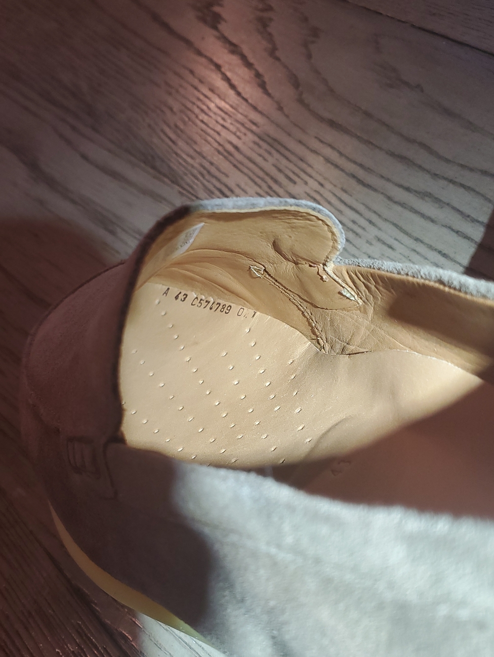ECCO - Picture 7 of 10